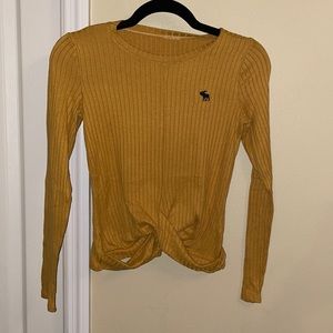 Abercrombie fall color top